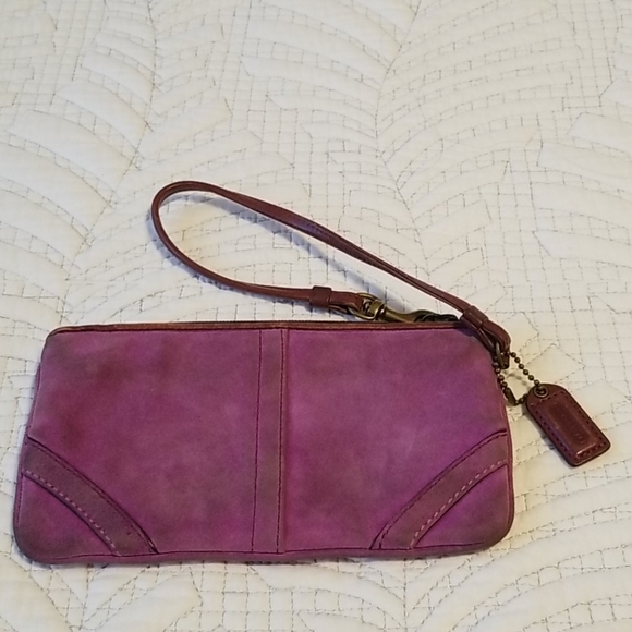 Vintage Coach Wristlet - Picture 3 of 3